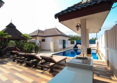 Great Design 3 Storey Pool Villa with great views