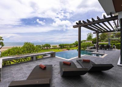Wonderful 4 Bedroom Beachfront Pool Villa