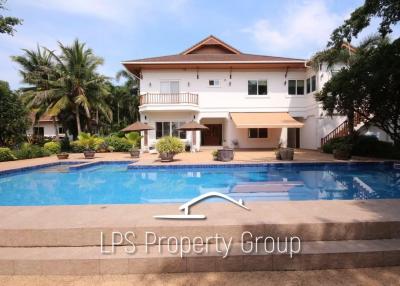 Wonderful 2 Storey 5 Bedroom Pool Villa