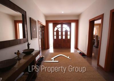 Wonderful 2 Storey 5 Bedroom Pool Villa