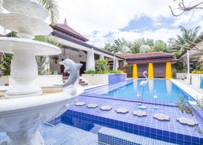 Stunning 3 Bedroom Bali Style Pool Villa in Soi 114