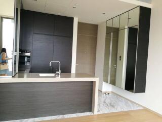 Modern luxury 1 bedroom condo for sale near Lumpini park