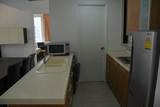 2-bedroom condo close to Chidlom & Central World