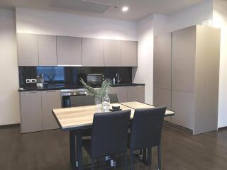 Modern 2 bedrooms condo for sale near BTS Phromphong