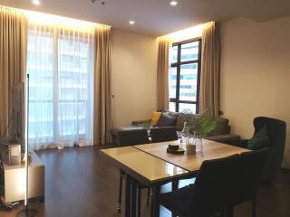 Modern 2 bedrooms condo for sale near BTS Phromphong