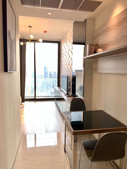 Brand new 1 bedrooms condo for sale in Silom