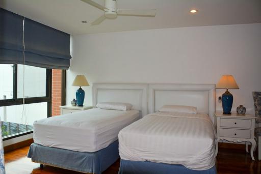 Large 3-bedroom condo in quiet residential area