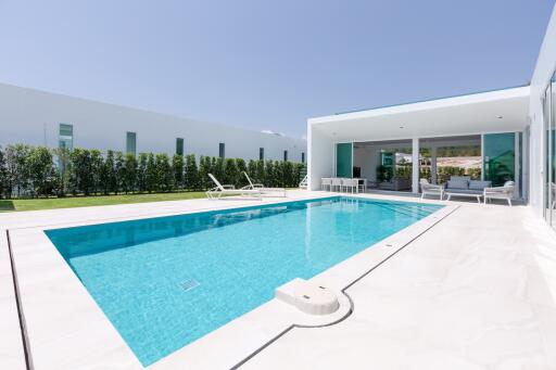 Phu Montra K-Haad : Luxury, Modern and Stylish 4 Bedroom Villas