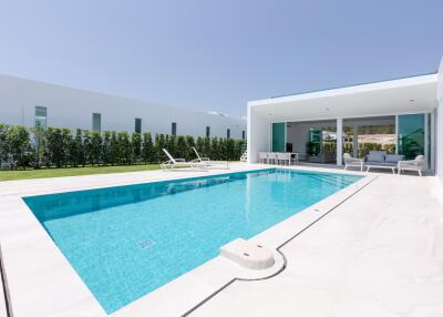 Phu Montra K-Haad : Luxury, Modern and Stylish 4 Bedroom Villas