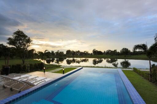 Sanctuary Lakes : New Development in Stunning Location Sale - New Development