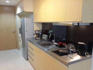 1 bedroom condo for sale in Phrompong