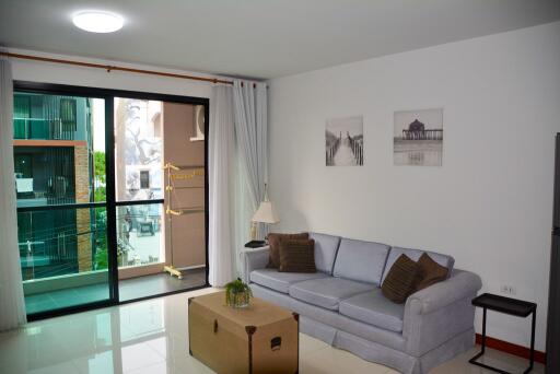 2-bedroom modern condo in Thonglor area