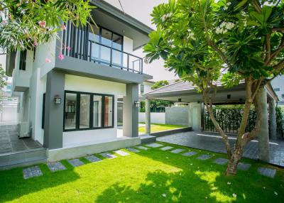 4 bedrooms single house for sale, near CDC, easy to access express way