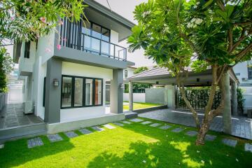 4 bedrooms single house for sale, near CDC, easy to access express way