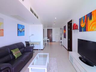 Large 1 bedroom condo with Seaview for sale in Pattaya