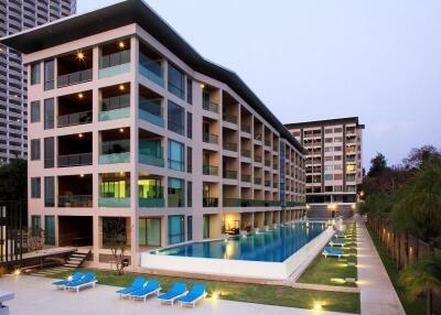 1 bedroom Seaview condo for sale in Pattaya