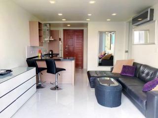 2 bedroom condo for sale in Wongamat beach