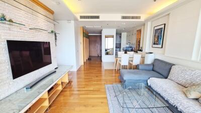 2-bedroom high floor condo for sale 400m from BTS Asoke