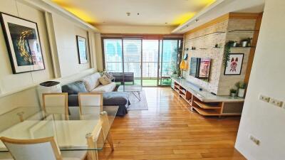 2-bedroom high floor condo for sale 400m from BTS Asoke