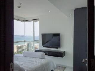 2 bedroom condo with a stunning sea view for sale in Pattaya