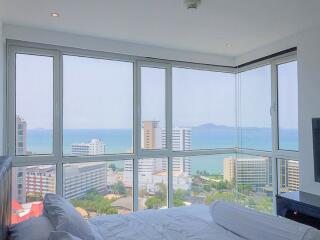 2 bedroom condo with a stunning sea view for sale in Pattaya