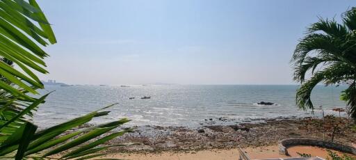 Wonderful Beachfront House for Sale