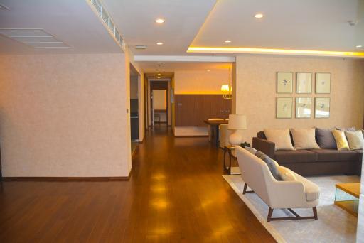 3-bedroom spacious modern condo for sale in Sathorn area