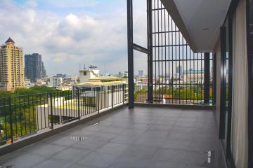 3-bedroom spacious modern condo for sale in Sathorn area