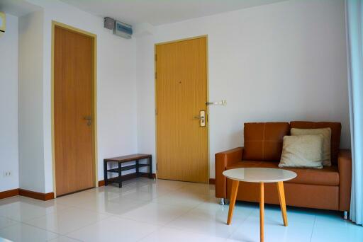 1-bedroom modern condo for sale in Thonglor