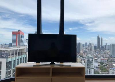 High floor unit 2 bedrooms condo for sale in Silom