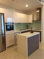 2 bedrooms condo for sale near BTS Chidlom and Lumpini park