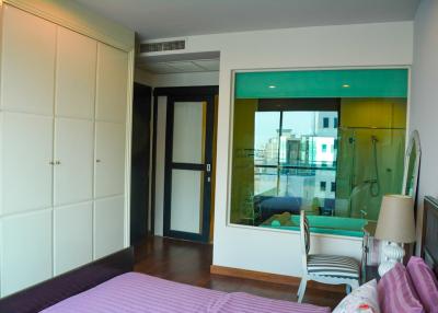 3-bedroom condo located only 600m from BTS Chidlom!