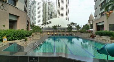 3-bedroom spacious condo in Phromphong area