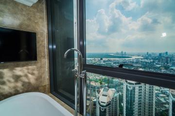 Penthouse 3 bedrooms condo for sale near BTS Phrom Phong