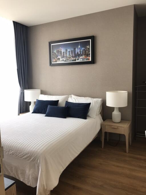 High floor unit 2 bedrooms condo for sale near BTS Phromphong