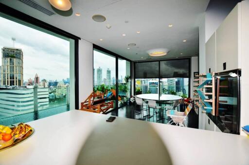 3 bedroom private pool condo for sale on Phrom Phong