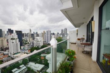 3 bedroom private pool condo for sale on Phrom Phong