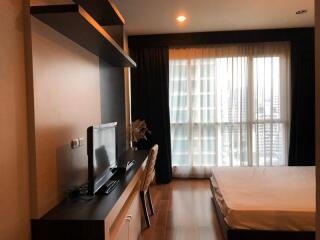 2 bedrooms condominium for sale 8 minute walk to BTS Childlom