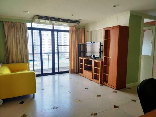 Large 2 bedrooms condo for sale in Sukhumvit BTS Phromphong