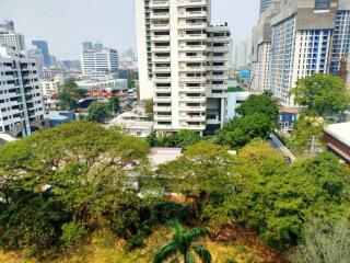 Large 2 bedrooms condo for sale in Sukhumvit BTS Phromphong