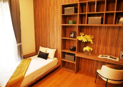 3-bedroom modern condo in Phromphong area
