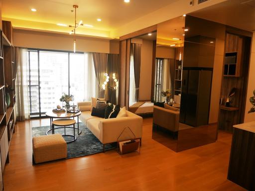 3-bedroom modern condo in Phromphong area