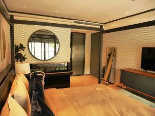 1-bedroom spacious modern condo in Lumpini area