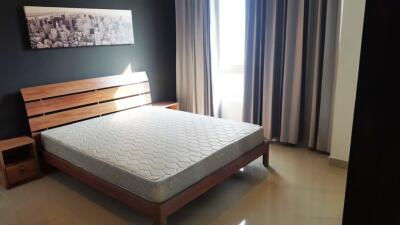 2 bedrooms condo for sale in soi Yennakart Sathorn area