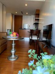 2 bedrooms condo for sale close to BTS Thonglor