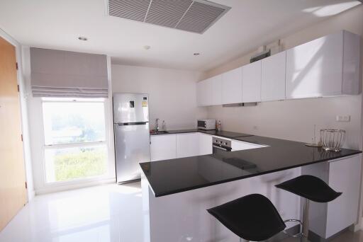 Newly renovated 2 bedroom condo for sale in Hua Hin