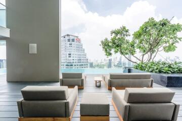 Modern luxury 1 bedroom condo for sale near Lumpini park