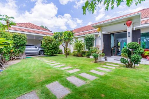 4 bedroom pool villa for sale in Hua Hin