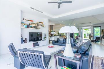 4 bedroom pool villa for sale in Hua Hin