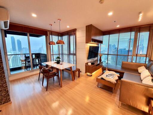 1 bedroom condo for sale on the riverside